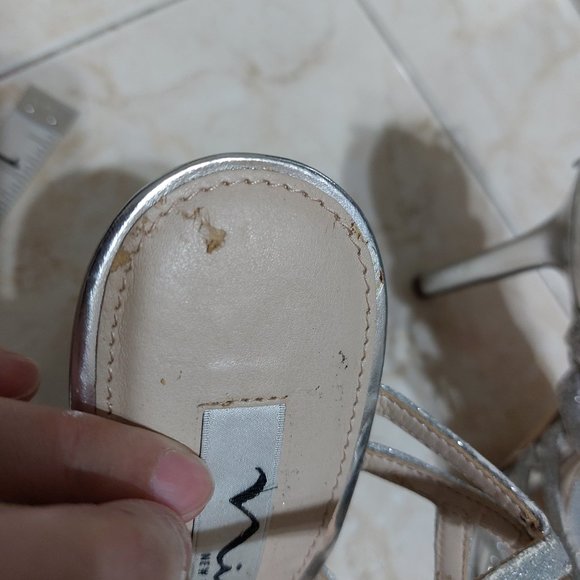 NINA Women's Sparkling Glittering Silver Dress Sandals Heels SIZE 5 - Picture 5 of 12